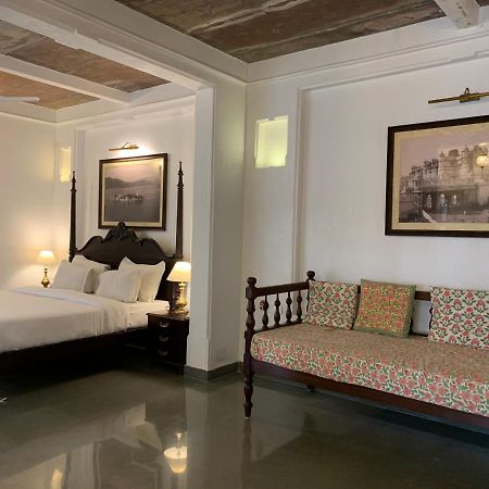 Hotel Aashiya Haveli à Udaipur Extérieur photo