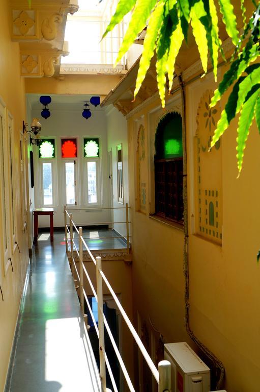 Hotel Aashiya Haveli à Udaipur Extérieur photo