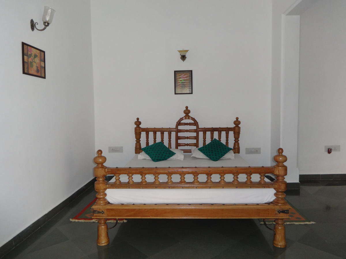 Hotel Aashiya Haveli à Udaipur Extérieur photo